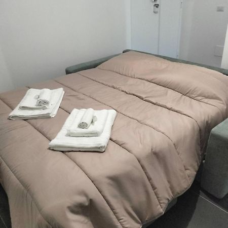 Azzurra Guest House Vaticano Rome Bagian luar foto